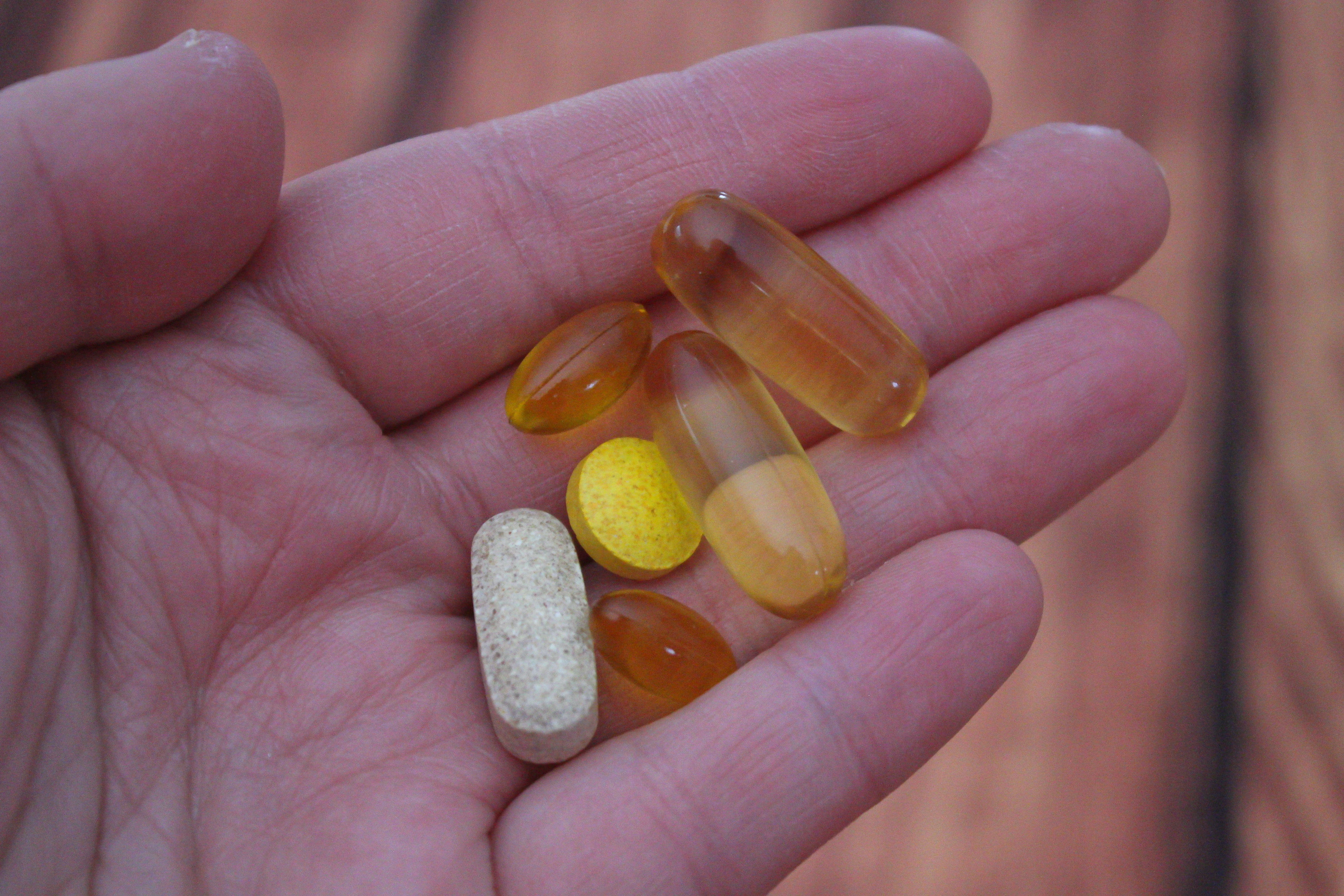 Vitamins & Supplements